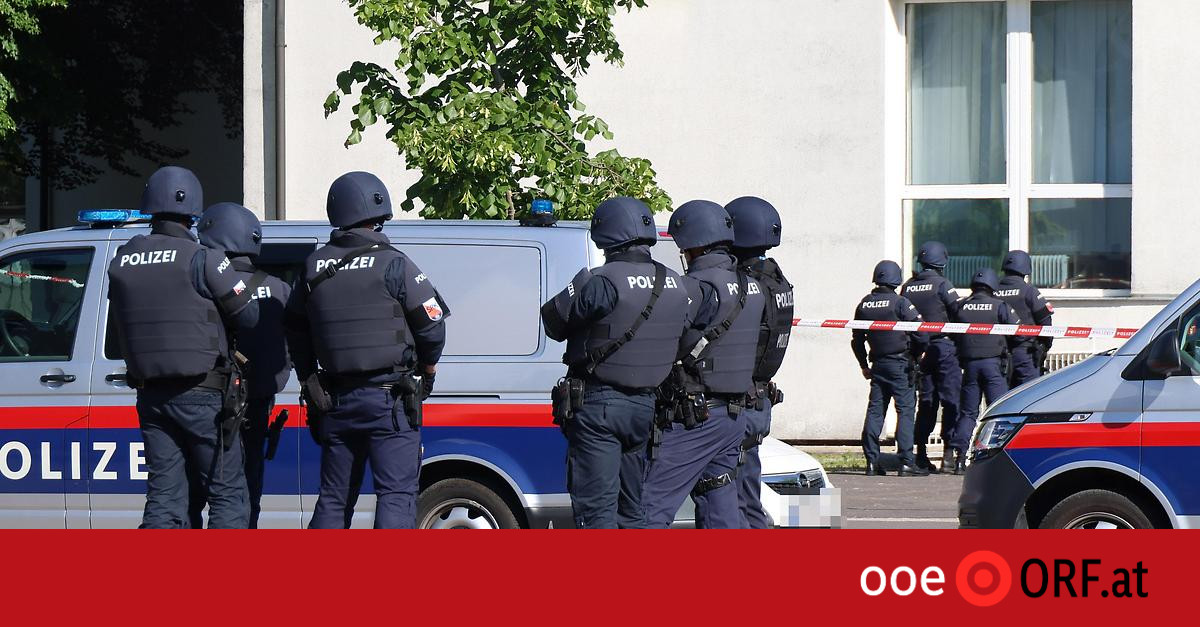 Bombendrohung Schule: Großalarm & Ermittlungen