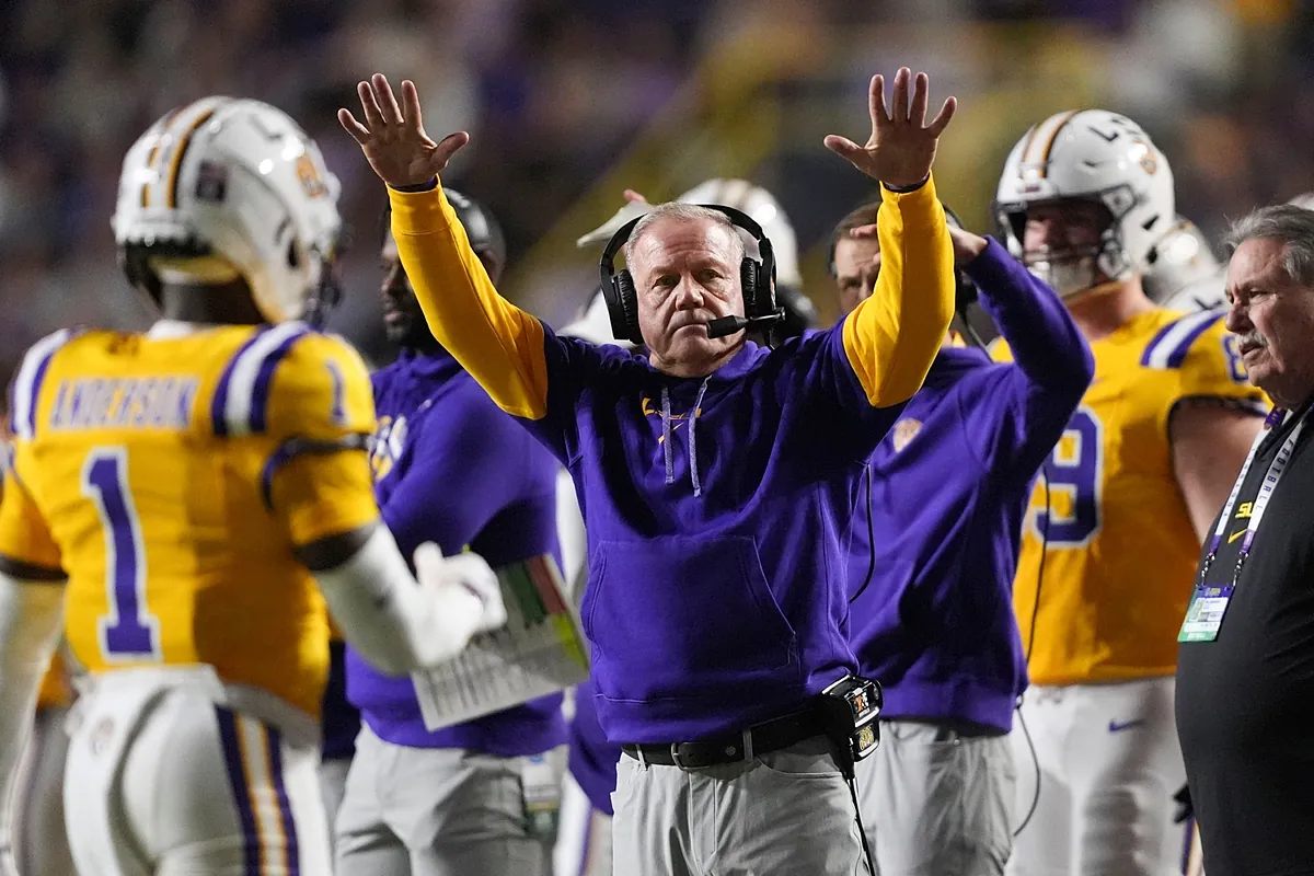 Brian Kelly's LSU Jab At Deion Sanders
