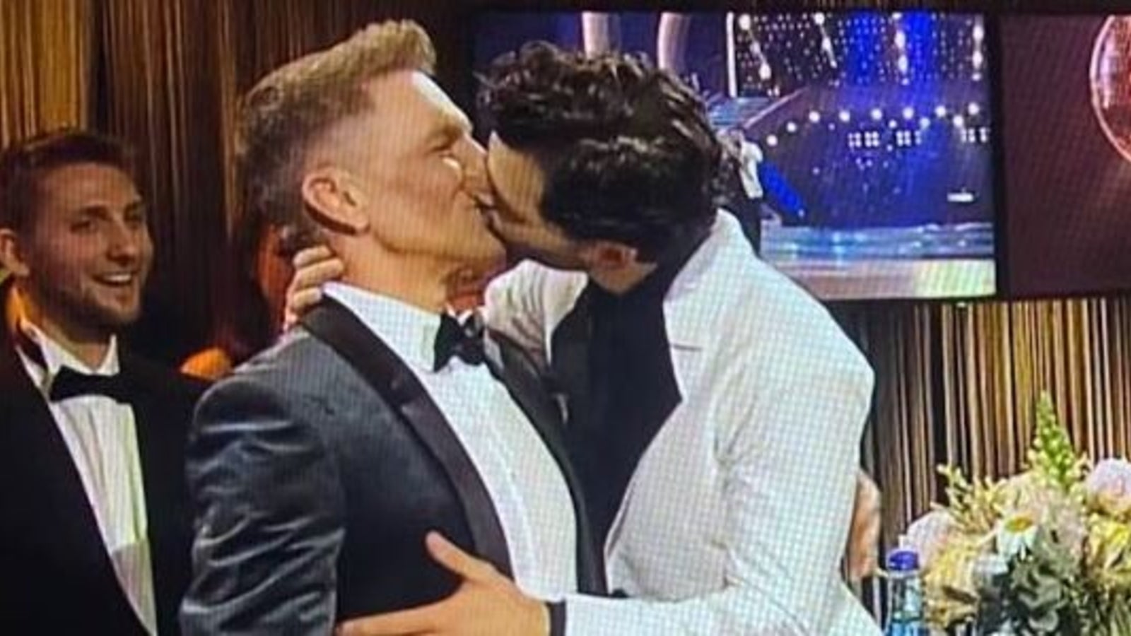 Dancing Stars: Aaron Karl & Andi Knoll – Überraschungskuss!