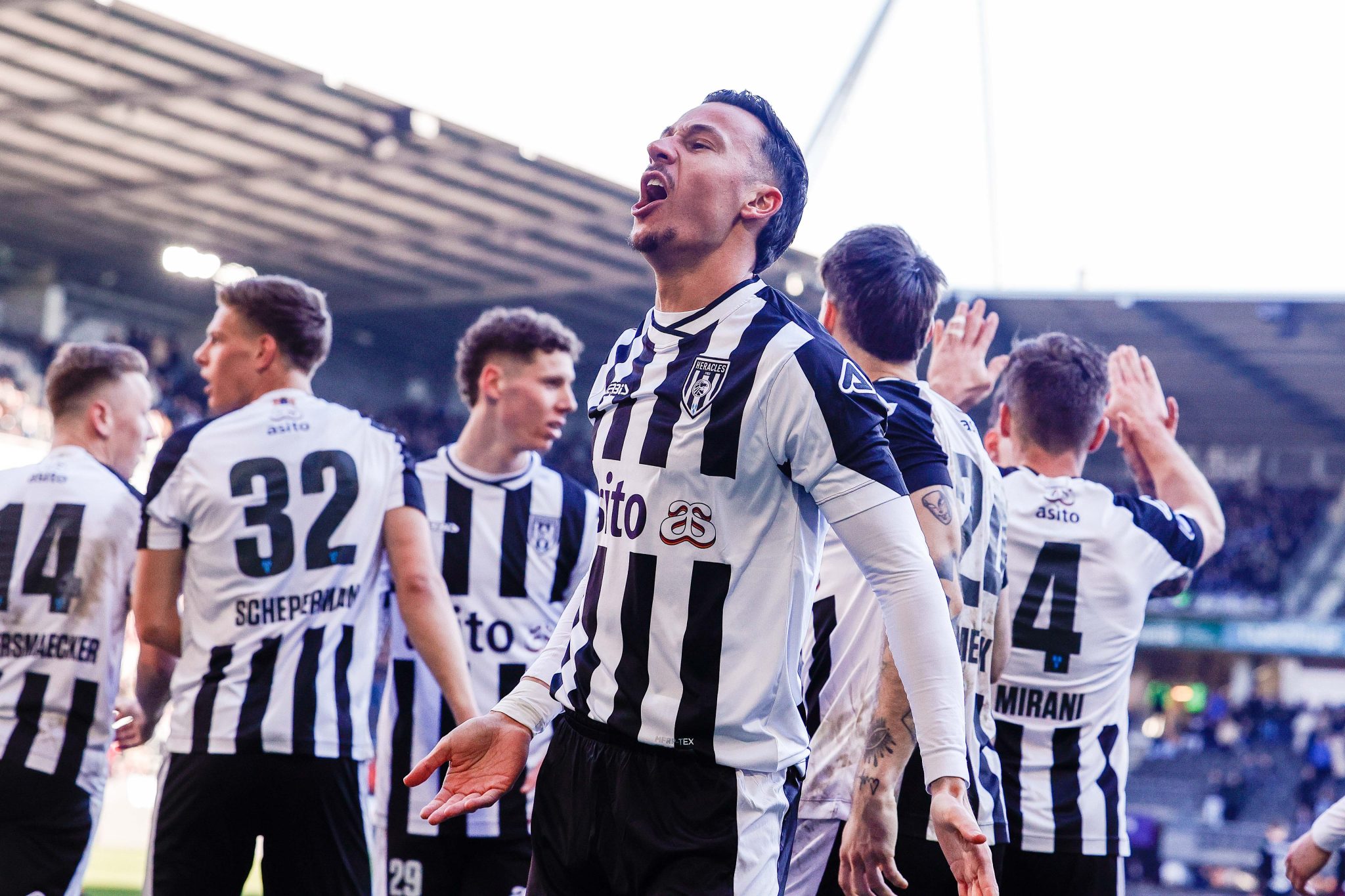 Heracles Almelo Vs Feyenoord: Uitverkocht!