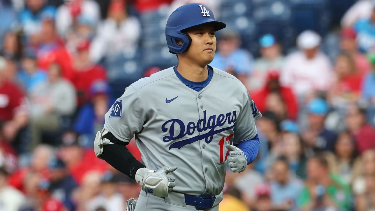 Ohtani's Potential: A 15-Year MLB Deal?