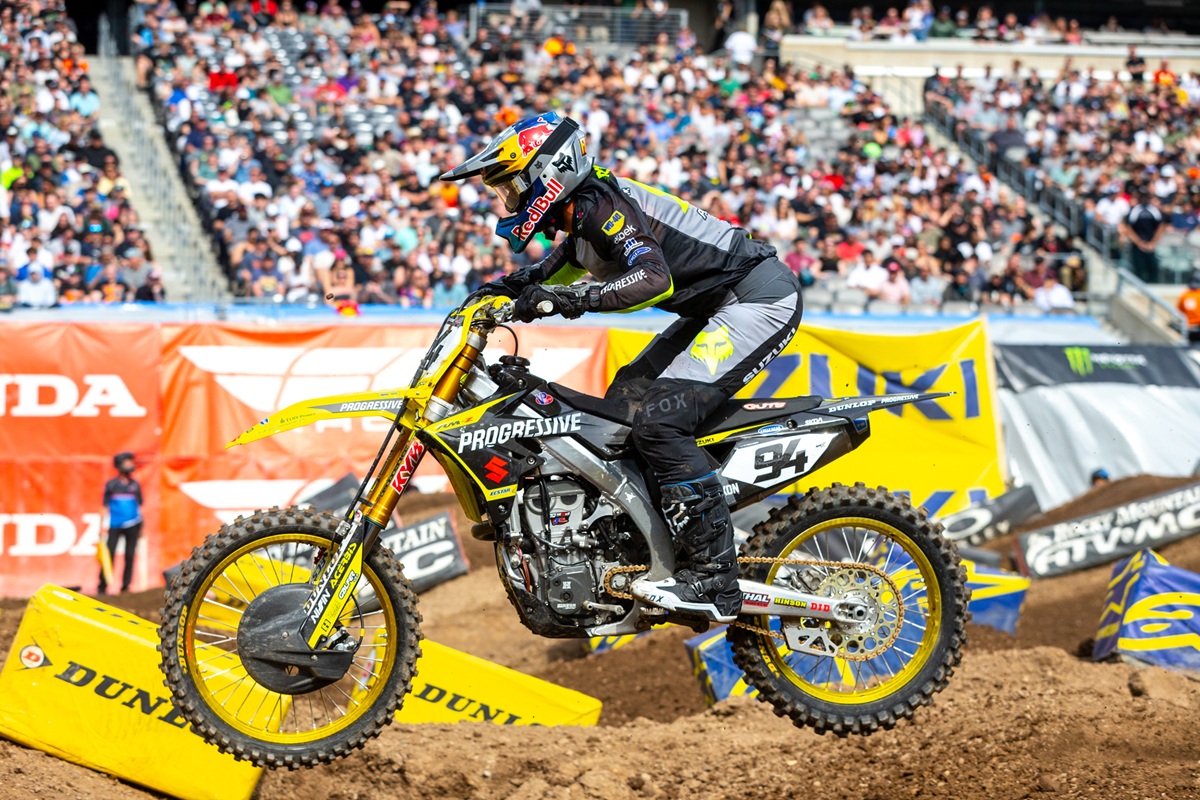 Roczen Out: Remaining Supercross Rounds Cancelled
