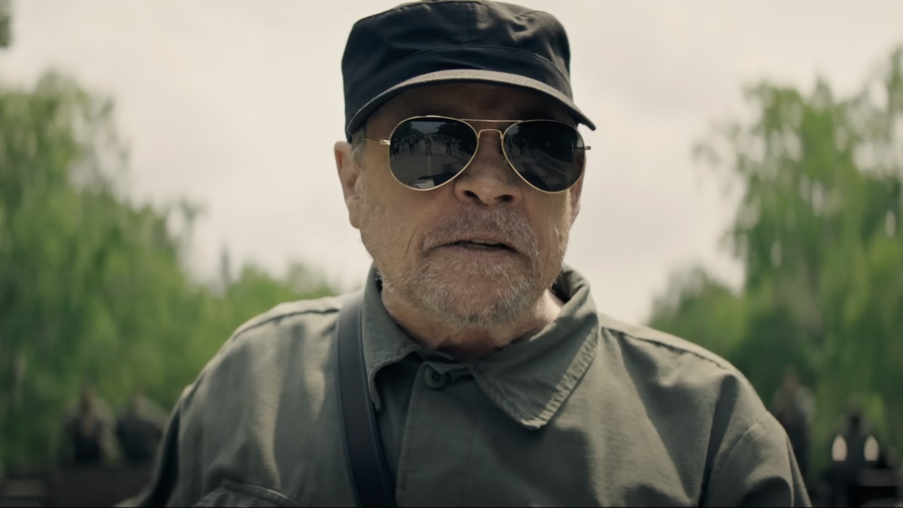 The Long Walk Trailer: Hamill's Tense Adaptation
